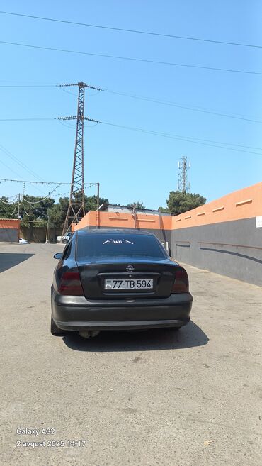 Opel: Opel Vectra: 1.6 l | 1997 il 2500000 km Sedan — 8