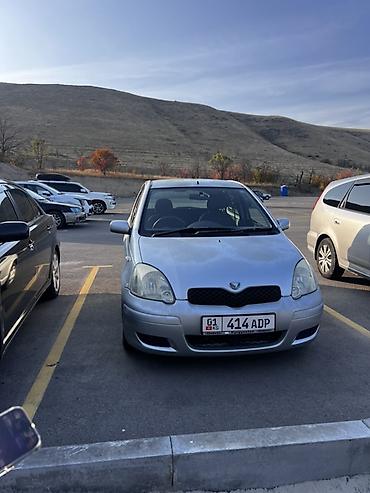 dongfeng aeolus l7 ev: Toyota Vitz: 2002 г., Автомат, Бензин, Хэтчбэк — 4