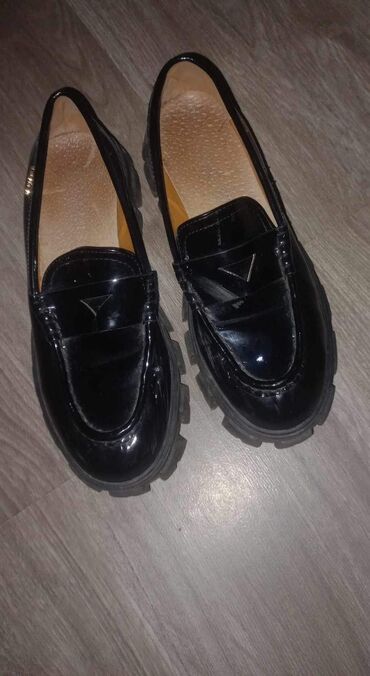 cipele bata na slici: Oksfordice, 38