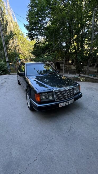 машины мерс: Mercedes-Benz E 230: 1991 г., 2.3 л, Механика, Бензин, Седан