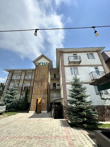 дом в чалдоваре: Коттедж, 1400 кв. м, 15 бөлмө, Риелтор, Косметикалык оңдоо