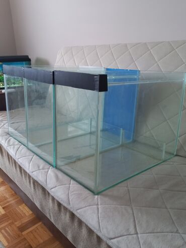 jake ogrlice za pse: AKVARIJUMI (tri komada) zaribice dimenzija: D-50cm Š-25cm V-40cm sa