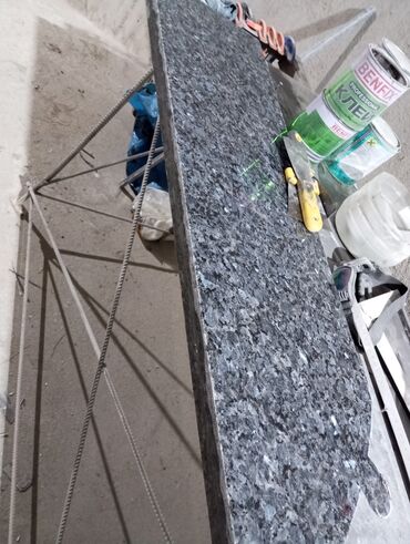 Фасадные гранитные плитки: Принимаем заказ подоконник и лестницы делаем Гранит отличается высокой — 16