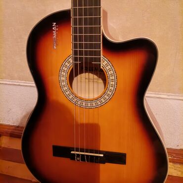 Haima: Klassik akustik gitara – Freeman Guitars - Korpus: kəsimli (cutaway)