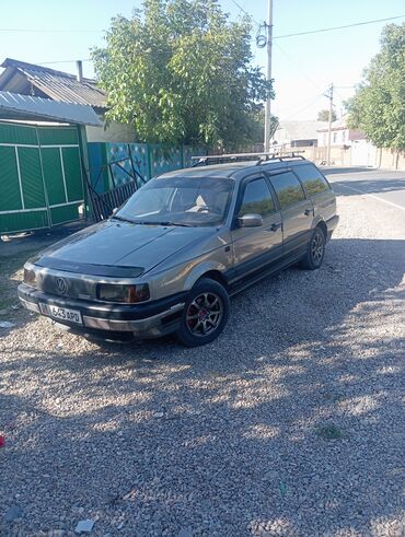 цеп на авто: Volkswagen Passat: 1991 г., 1.8 л, Механика, Бензин, Универсал