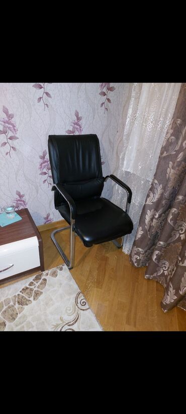 Sifarişlə mebel: Yeni, Kreslo, Dəri, Kredit var, Çatdırılma yoxdur