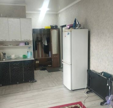 сколько стоит однокомнатная квартира: 1 бөлмө, 24 кв. м, Жатакана жана мейманкана түрүндө, 1 кабат, Евроремонт
