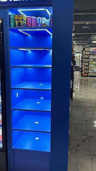 Digər biznes avadanlığı: 30eded vitrin satılır hər biri *55azn* Işıqlı vitrinlərdi.Unvan — 1