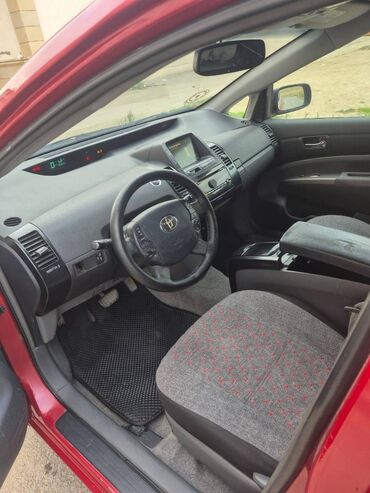 Toyota: Toyota Prius: 1.5 l | 2007 il Sedan — 5