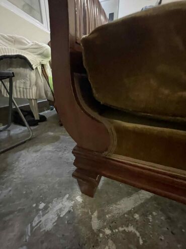 Stilske sofe: Antikvanska ležaljka/sofa od punog drveta moguca je dostava - — 4