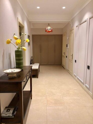 Yeni tikili: 4 otaqlı, Yeni tikili, m. Sahil, 185 kv. m -da lalafo.az — 9 Yeni tikili: 4 otaqlı, Yeni tikili, m. Sahil, 185 kv. m — 9