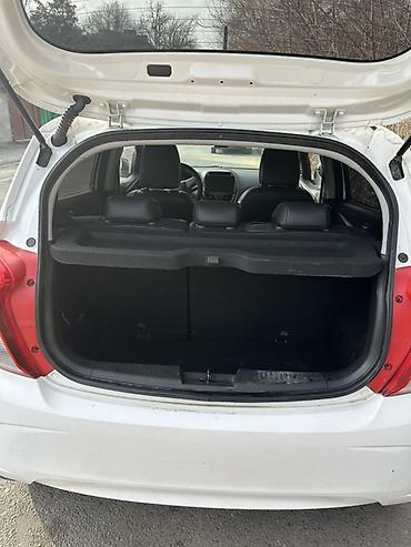 Chevrolet: Chevrolet Spark: 2019 г., 1 л, Вариатор, Бензин, Хэтчбэк — 9