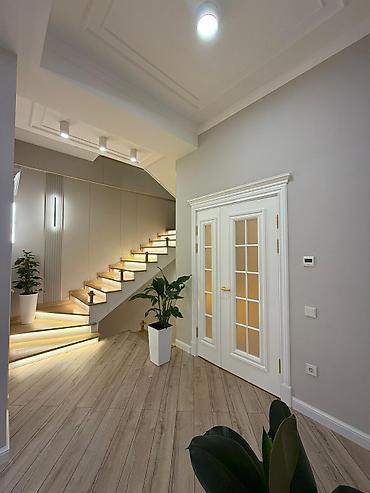 Продажа домов: Таунхаус, 320 м², 7 комнат, Агентство недвижимости, Дизайнерский ремонт — 2