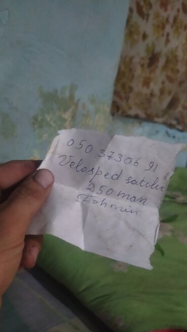 Masa və oturacaq dəstləri: Qonaq otağı üçün, İşlənmiş, Açılan, Kvadrat masa, 4 stul — 3