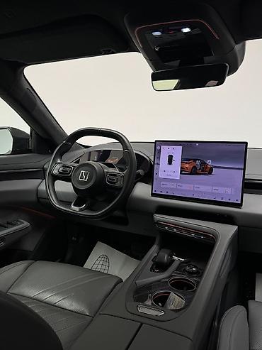 tesla p40: Zeekr 001: 0.1 л | 2024 г — 6