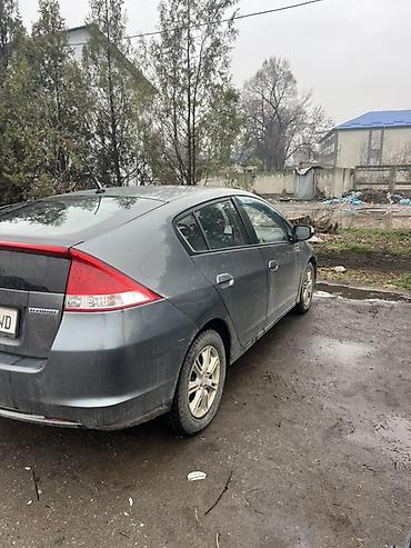 Honda: Honda Insight: 2009 г., 1.3 л, Вариатор, Гибрид, Хэтчбэк — 4