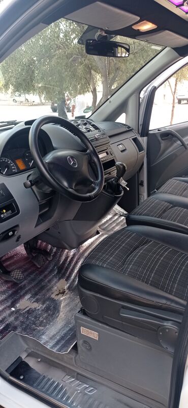 Mercedes-Benz: Mercedes-Benz Vito: 2.2 l | 2008 il Van/Minivan — 10