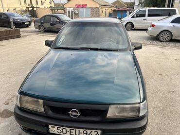 Opel: Opel Vectra: 2 l | 1994 il 300303 km Sedan — 6