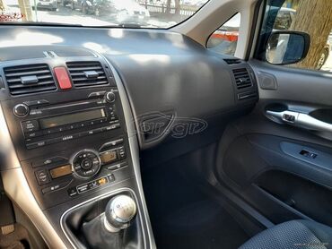 Toyota: Toyota Auris: 1.3 l. | 2013 έ. Χάτσμπακ — 11