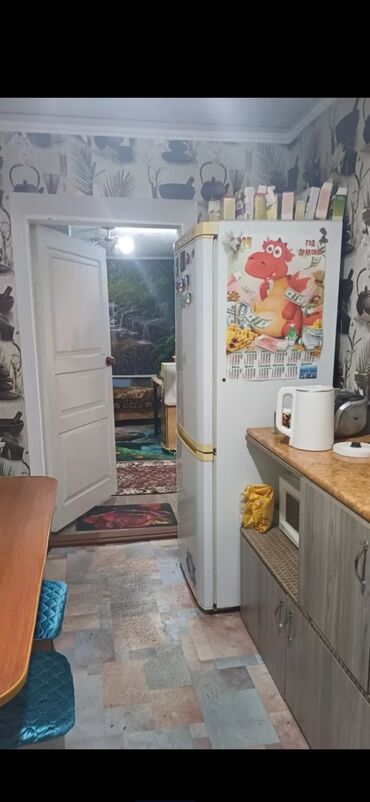 сдаётся частный дом: 60 м², 3 комнаты, Парковка, Забор, огорожен