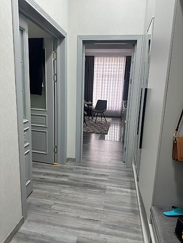авеню: Сдается 1кв район Асанбай С мебелью полностью. Площадь:50м2 — 5