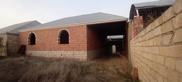 Həyət evləri və villaların satışı: 4 otaqlı, 4 kv. m, Təmirsiz — 11