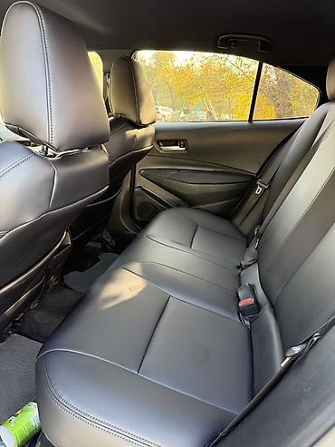 canry 70: Toyota Corolla: 2020 г., 1.8 л, Гибрид, Седан — 5