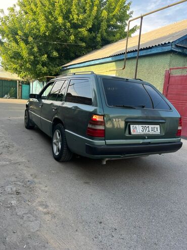 мерседес с 300: Mercedes-Benz E 300: 1991 г., 2.9 л, Механика, Дизель, Универсал