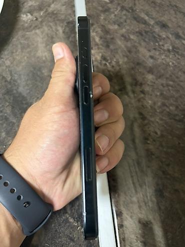 ayfon 16 sade: IPhone 16, 128 GB, Qara, Simsiz şarj — 4