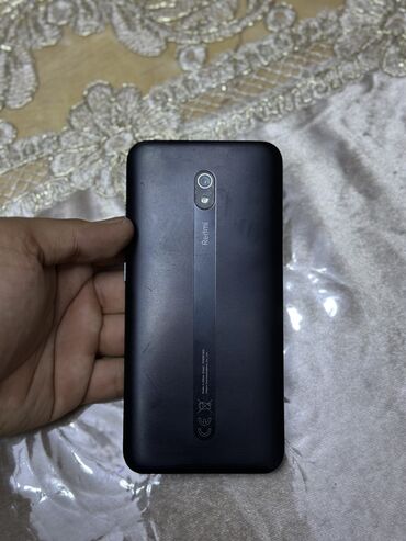 сотовый телефон fly ff181: Redmi 8A, 32 ГБ, цвет - Черный