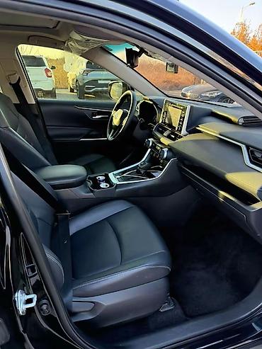 Toyota: Toyota RAV4: 2022 г., Автомат, Кроссовер — 15