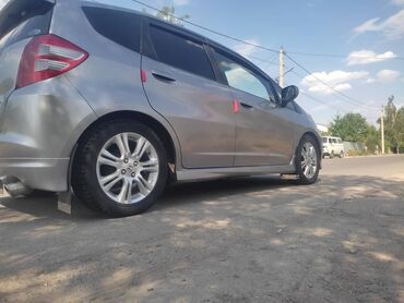 Honda: Honda Fit: 2010 г., 0.5 л, Автомат, Бензин
