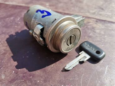 Auto delovi: Brava paljenja Lada 2121,21213,21214 Niva, Lada 7 Riva br.1. Polovno — 1