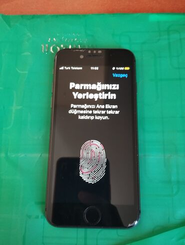 Apple iPhone: IPhone 8, 64 GB, Qara, Barmaq izi — 4