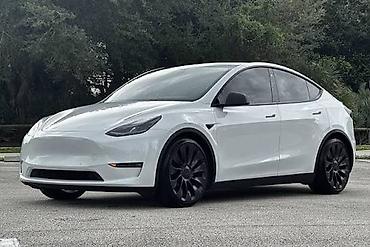 90: Tesla Model Y: 2021 г., 5.5 л, Автомат, Электромобиль, Кроссовер — 1