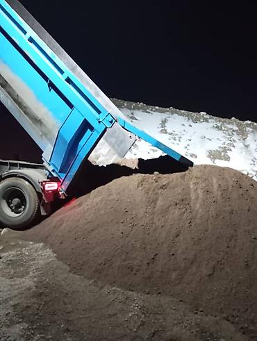 Услуги самосвала: Заказать Камаз, Доставка щебня, угля, песка, чернозема, отсев — 8