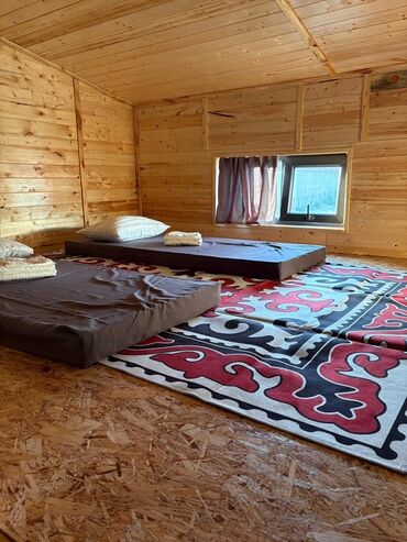 Двухъярусные кровати: Гостевой дом в Бостери — 18 номеров, 10 мин до пляжа Размер участка 10 — 9