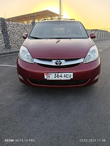 Toyota: Toyota Sienna: 2009 г., 3.5 л, Автомат, Бензин, Минивэн — 3