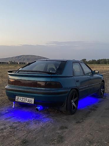 Mazda: Mazda 323: 1992 г., 1.6 л, Механика, Бензин, Хэтчбэк — 2