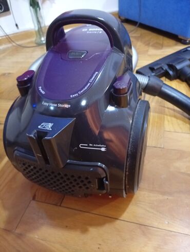 Klasični usisivači: Bosch usisivač bez kese – Series 2, model BGC05AAA1 (Type VXBSGS05V1) — 11