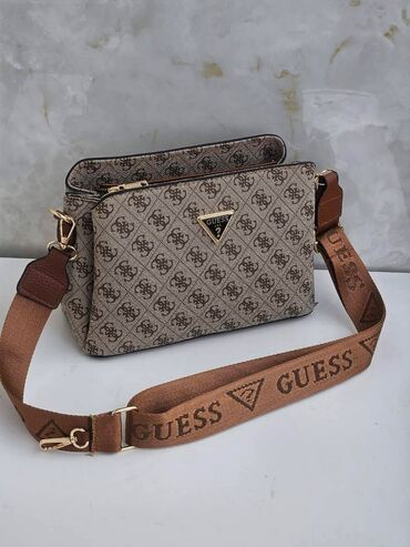 privezak za lancic: Shoulder bag, Guess