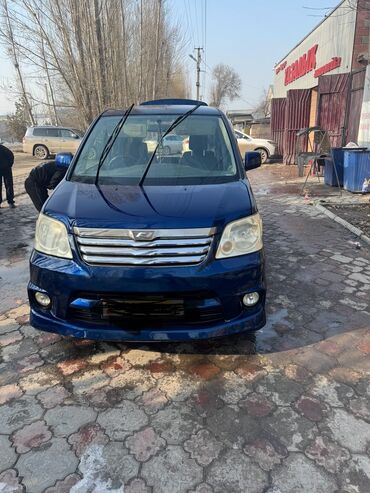 tayota higlander: Toyota Noah: 2003 г., 2 л, Автомат, Бензин, Вэн/Минивэн