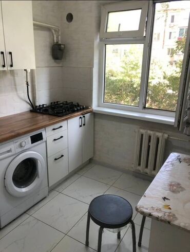 дом двух этажный: 2 комнаты, 43 м², 104 серия, 2 этаж, Евроремонт