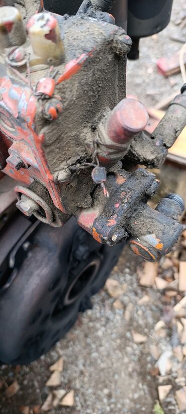 Traktorlar: Traktor Belarus (MTZ) T150, 1992 il, 150 at gücü, motor 1 l, İşlənmiş — 4