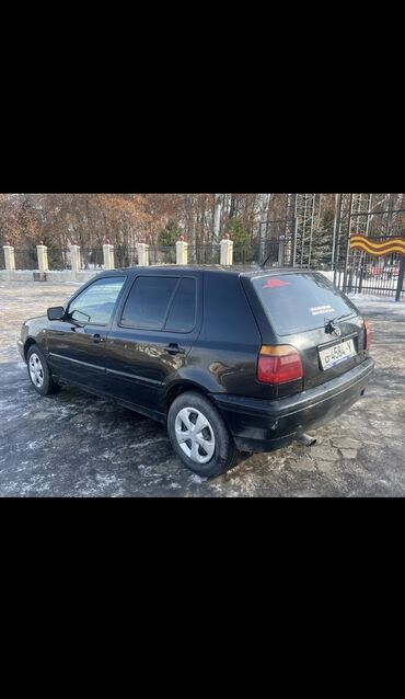 Volkswagen: Volkswagen Golf: 1992 г., 1.8 л, Механика, Бензин, Хэтчбэк