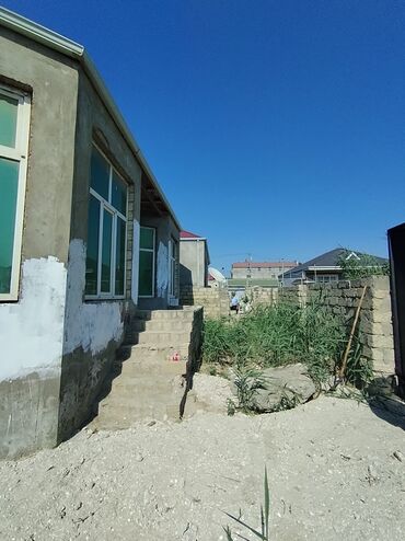 Tavan: Sabunçu rayonu Zabrat 2 dairesine yaxin 2.5 sot torpaqda 100 kvadırat
