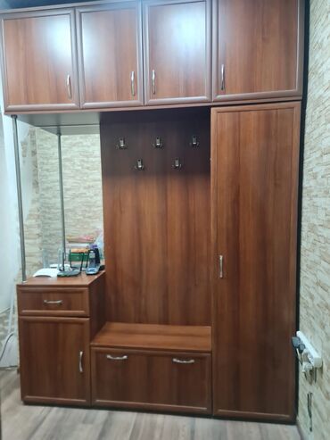 подвесные шкафы в спальню: Düz dolab, Dəhliz dolabı