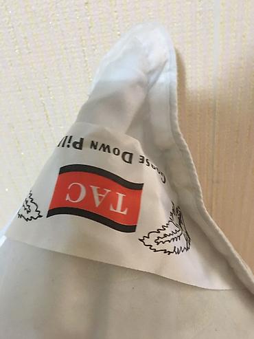 tük yastıq: TAC markalı “Goose Down Pillow” – qaz lələyi yastığı,olchusu 70x70,bir — 2