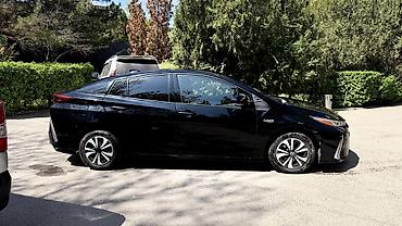 Toyota: Toyota Prius: 2019 г., 1.8 л, Гибрид, Хэтчбэк — 12