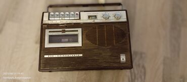 Elektronika 302 radio kaset oynadıcı, səsləndirmə və qeyd imkanları